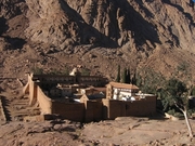 Biserica Sinaiului - cea mai mica biserica independenta din lumea ortodoxa