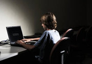 Zombie de Internet: a trai si a muri in Retea