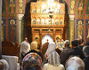 Ce-ar trebui sa faca un om si cum sa se comporte in biserica?