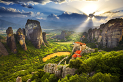 Bilete de avion ieftine pentru a vizita manastirile de la Meteora si alte lacasuri de cult in vara 2017 in Grecia