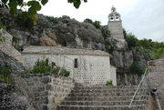 Manastirea Zavala