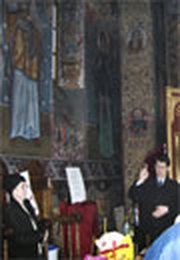 Sfanta Liturghie transpusa in limbaj mimico-gestual la Biserica Popa Nan din Bucuresti