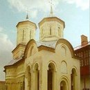 Manastirea Arnota - Biserica 