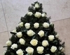 Coroana funerara din trandafiri albi