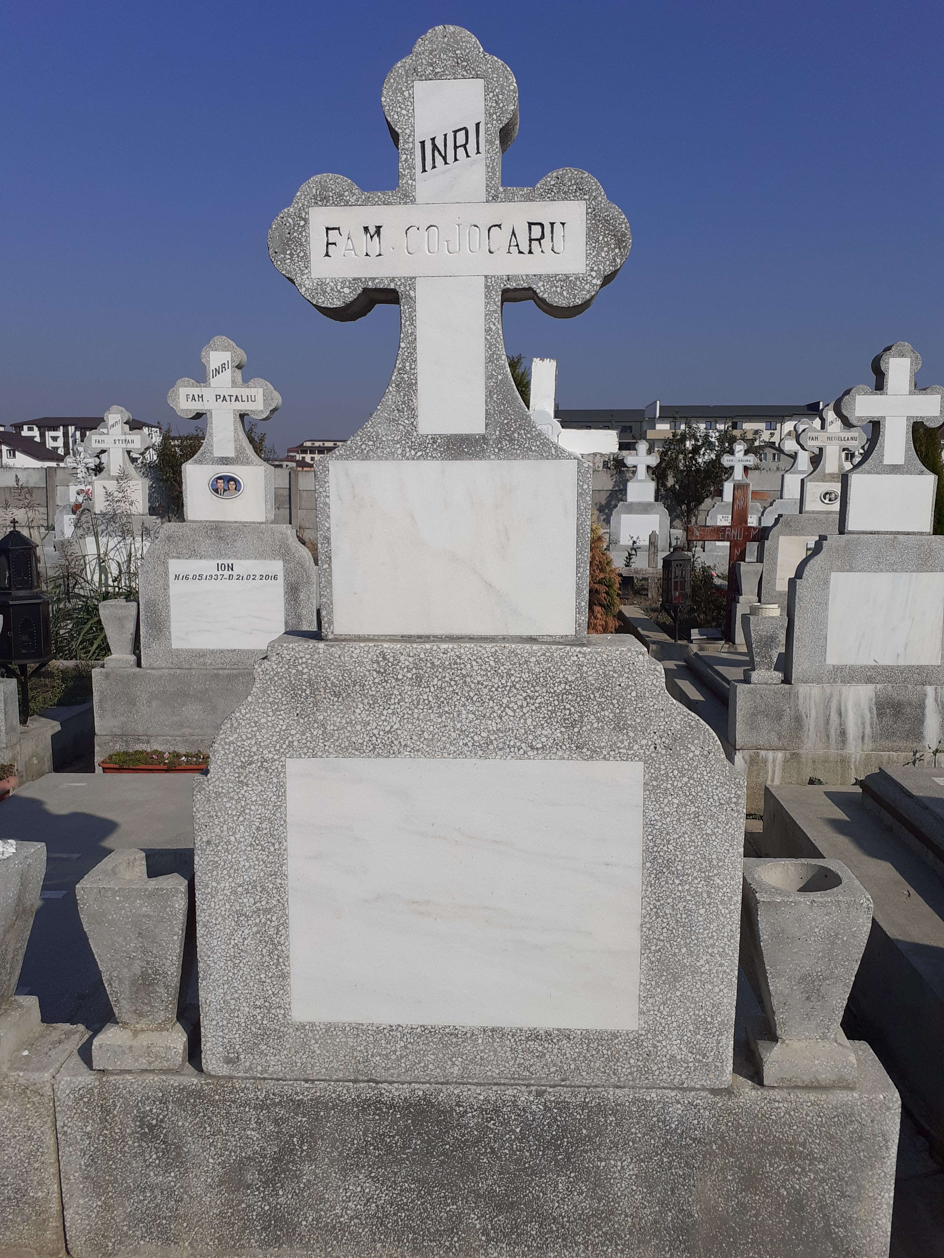 Cimitirul ODIHNĂ VEŞNIC